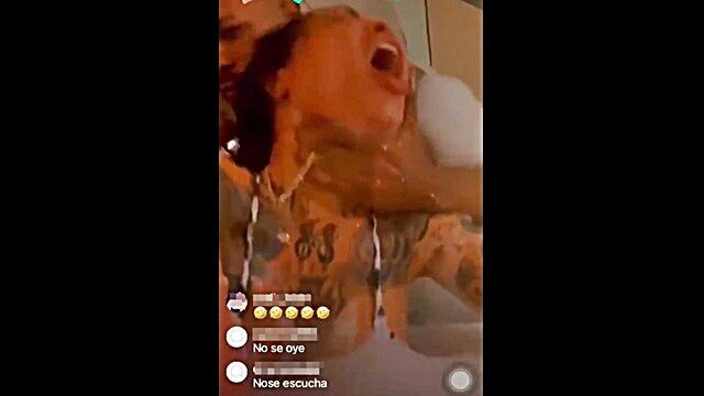 Mami Jordan Singando con Houdini en Instgram