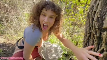 Follando al aire libre con mi madrastra