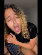 Big Tits Housewife disfruta de los vecinos Dick