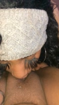 Black Gringa mamá su semilla a su amiga latina