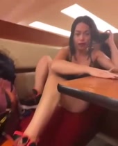 Increíble cómo viene y deja toda la mesa húmeda donde funciona