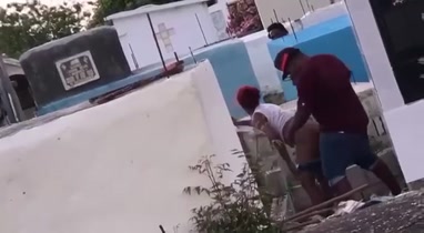 Lanzan una politización en el cementerio completo