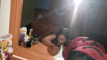 Me cuesta rico y me presenta como puta en el hotel en México