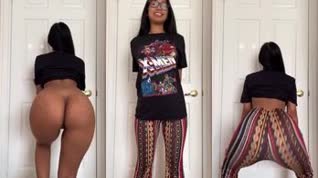 Morena Culona se desnuda y twerking