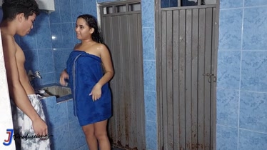 Venezolano: oh metelo rápido porque voy