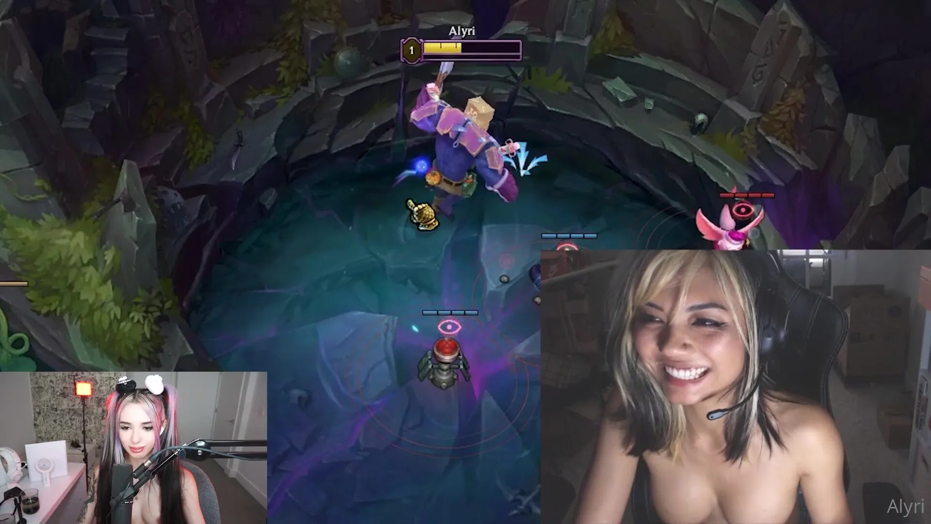 Alyri stripleague con icanbebeurnuocmami solamente video